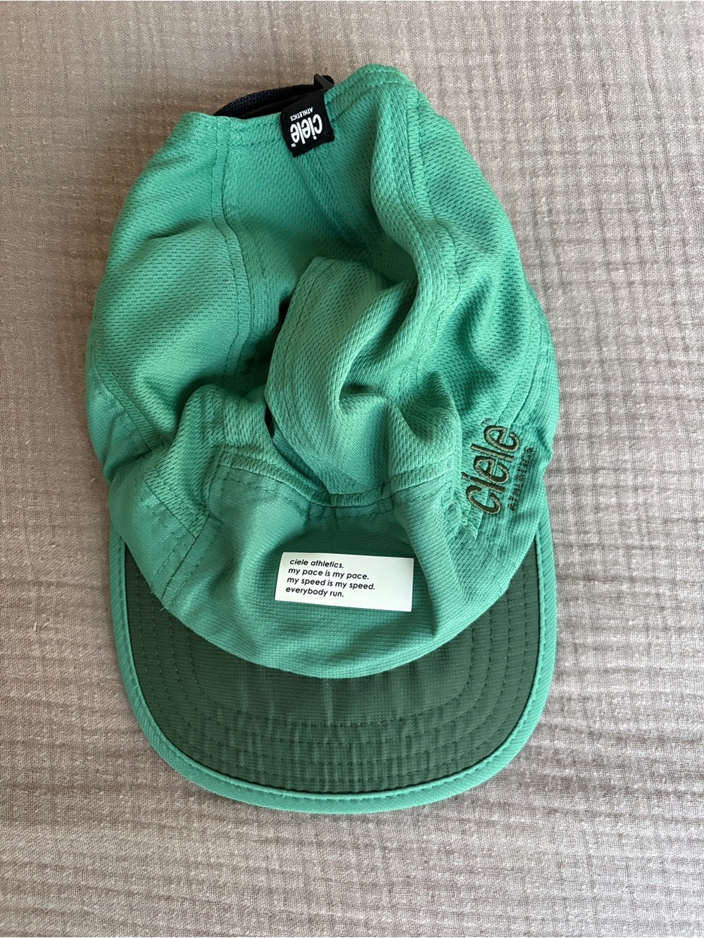 Ciele Athletics Green Running Cap - Picture 2 of 5